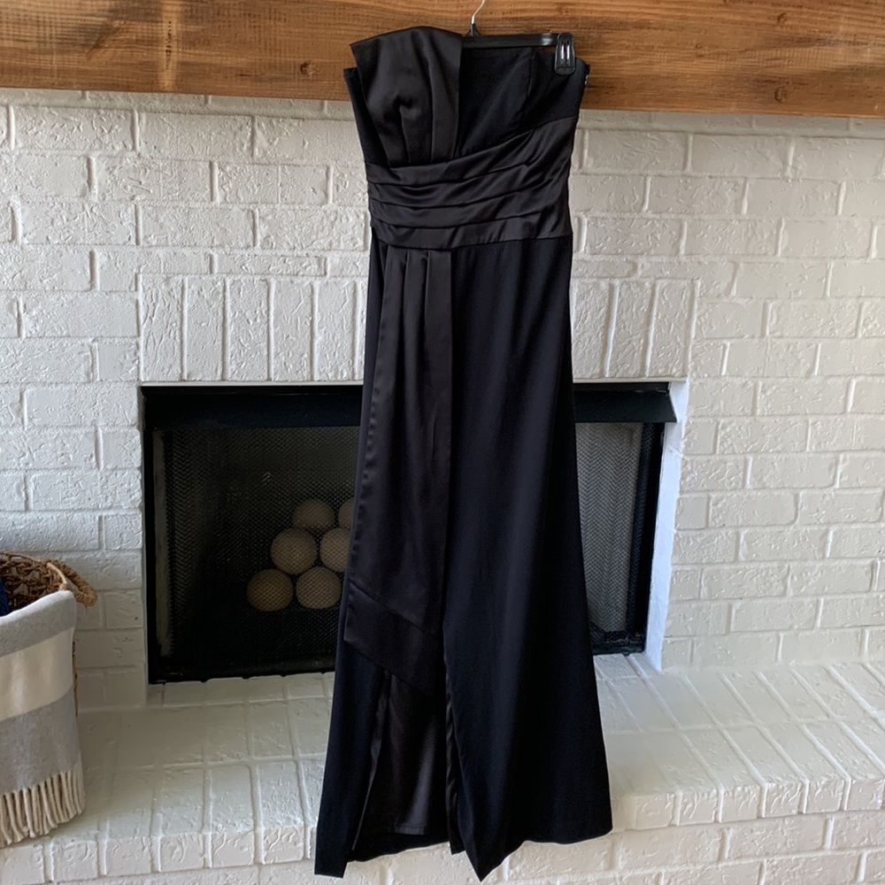 White House Black Market - Black Gown Size 0
